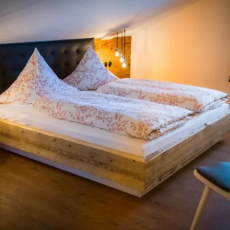 Alpenflora Apartment *